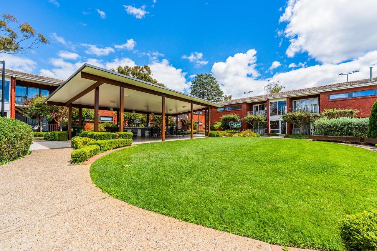 Forrest Hotel & Apartments Canberra Exterior photo